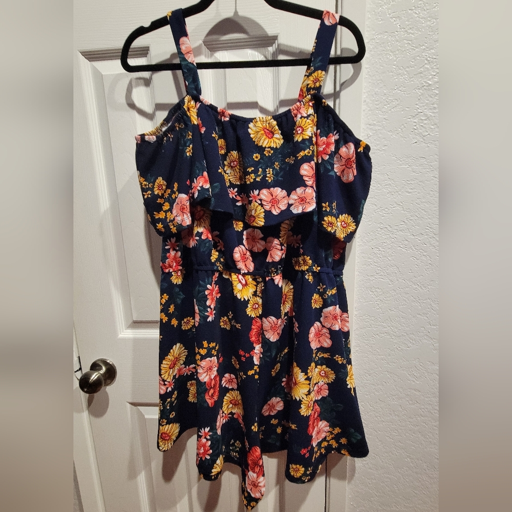 Floral Ruffle Romper - Picture 2 of 4